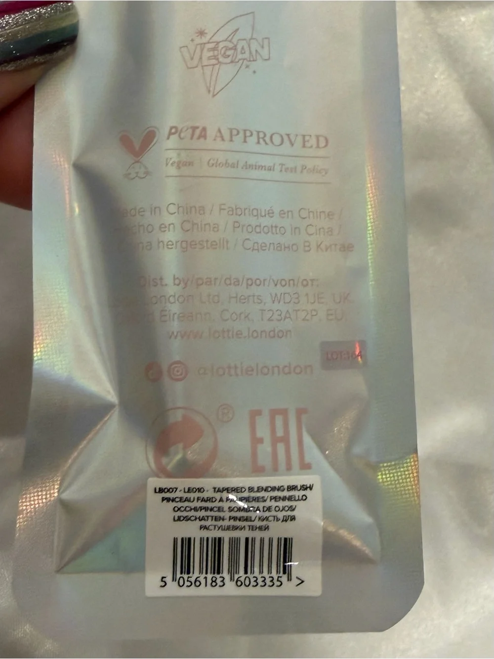 Lottie London Tapered Blending Brush (LE010) Vegan Cruelty Free Light Pink
